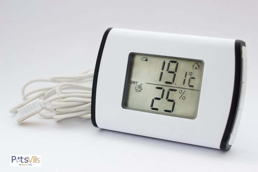 hygrometer used to lower humidity